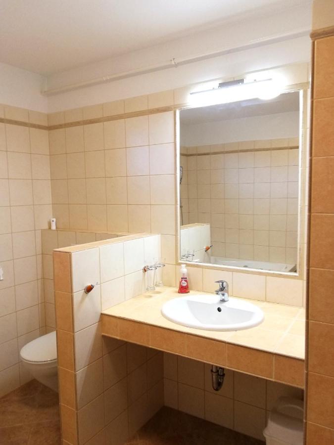 Hévíz Boroka Apartman מראה חיצוני תמונה